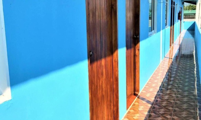 Mae Faek Mai Apartment | central festival chiang mai 18 kilometers.