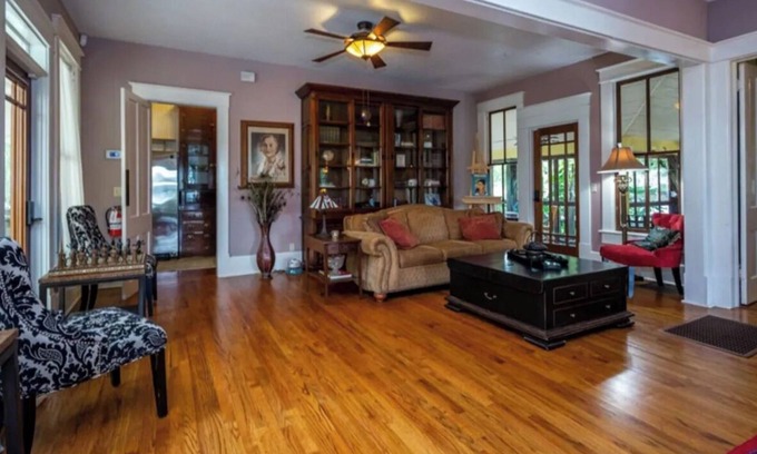 Oakland House | Central Florida's Historic Gem & wedding venue- The Oakland Manor House