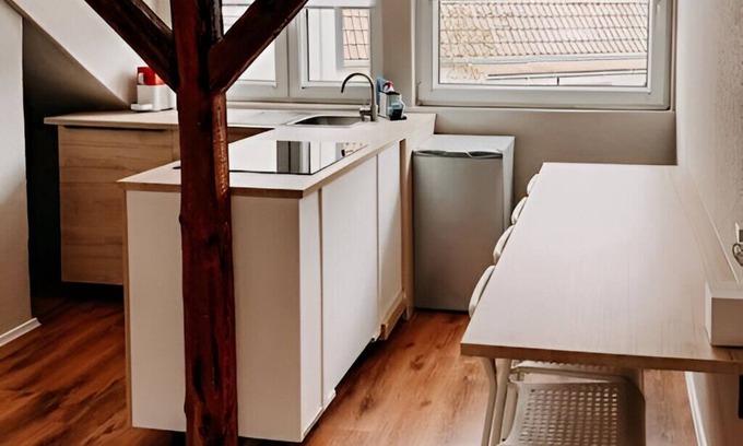 Suedviertel Apartment | Central in Essen! 5 minutes walk from the train station! WHDG