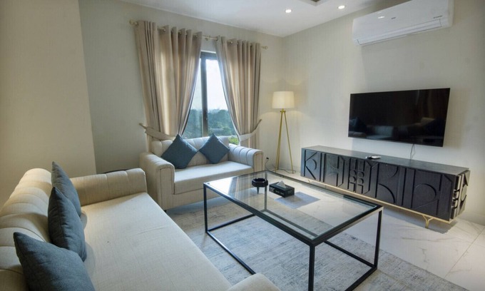 Lahore Apartment | Central Lahore 3-bedroom Apartment with Private Balconies and City Views