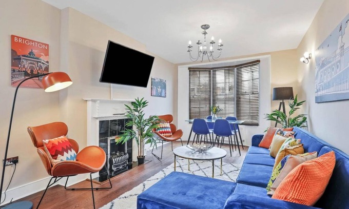 The Lanes Apartment | Central Lanes Pad - Moments from the seafront and Royal Pavillion