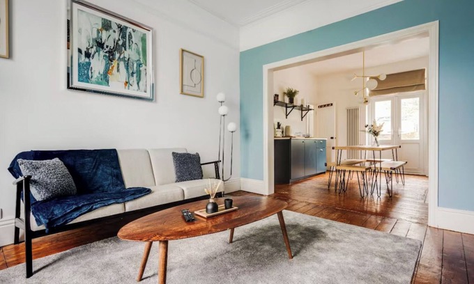 Manchester House | Central Manchester | City Park View | Games Room | Sleeps 10