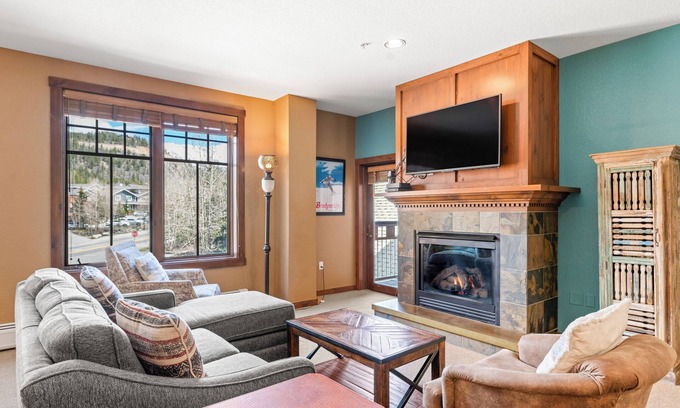 Peak 9 Condo | Central, Spacious 2 Bedroom