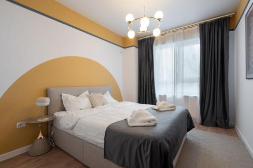 Sector 5 Apartment | Central Spacious Apartment 809