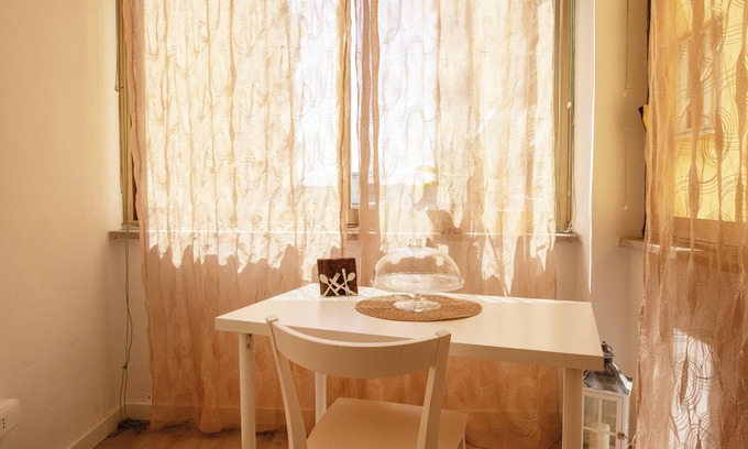 Appio Latino Apartment | Central, very close to Metro An and Caffarella Park.