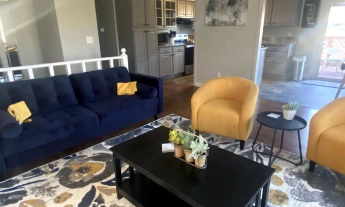 Southeast Boise House | Centrally located furnished home