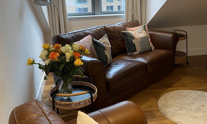 Harrogate City Centre Apartment | Centrally located, luxury, modern 3 bedroom, 2 bathroom apartment