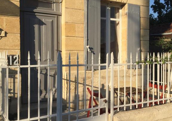 Saint-Andre-de-Cubzac Apartment | Centre ville, rue tranquille proche SNCF et commerces