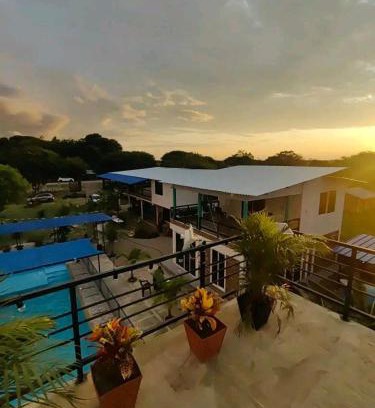 Trinidad Hotel | centro vacacional EL COLIBRI