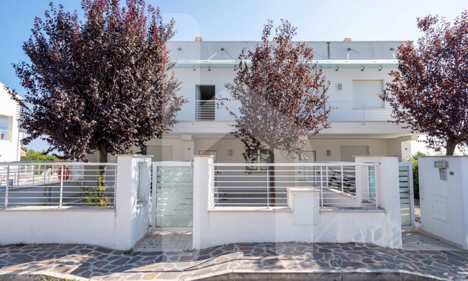 Foggetta Apartment | Cerrano Park B09 - Gauro - Apartment with garden and terrace with seaview