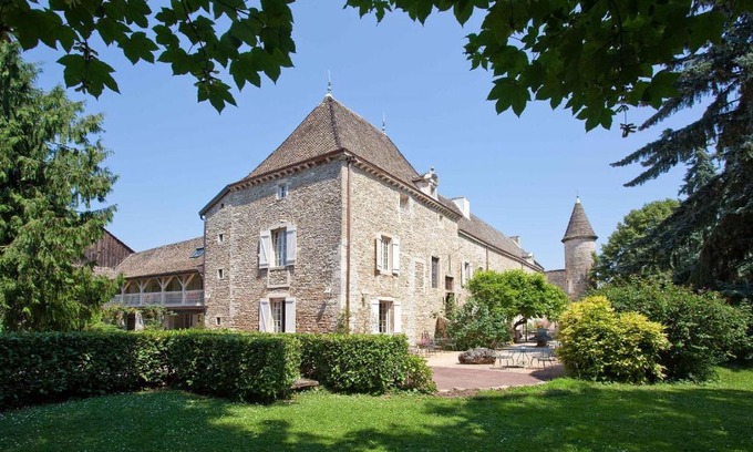 Fleurville Hotel | Château de Fleurville & Spa