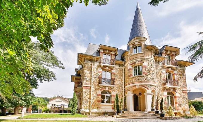 Saint-Leu-la-Foret House | Château de La Feuilleraie