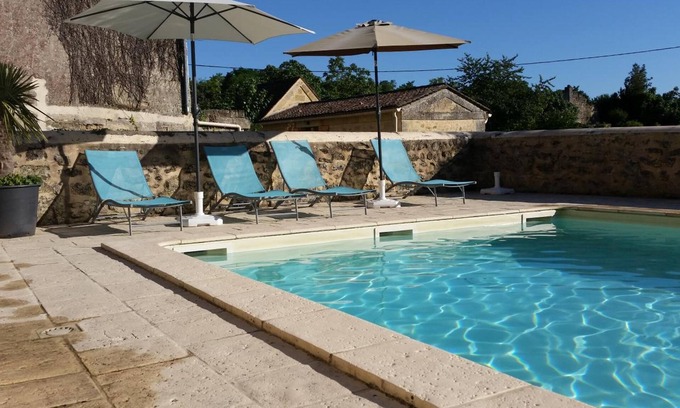 Puisseguin Hotel | Château Fleur de Roques