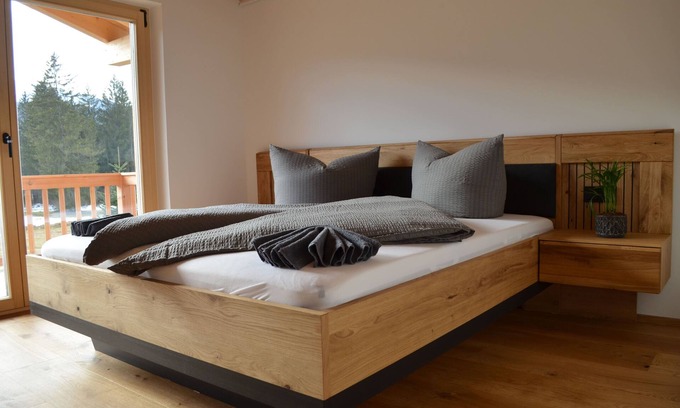 Groissenbach Apartment | Chalet 125qm für Max. 6 Personen, 3 Sep. Schlafzimmer