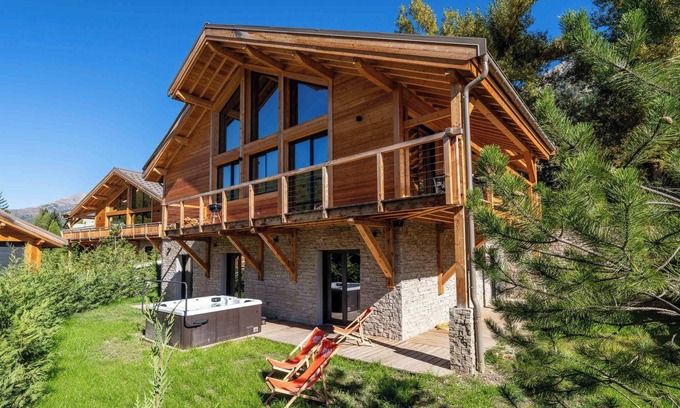 Forville Ski Chalet | Chalet 4 Friends - Luxe Spa - Briançon Serre Chevalier 1200 12 Personnes