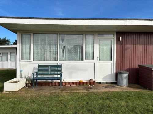 Mundesley Ski Chalet | Chalet 69