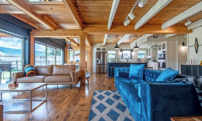 Alta Ski Chalet | Chalet Alta - Mountain Magic, Mountain Magic