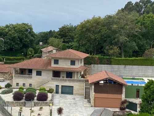 Tabagon Villa | Chalet con piscina