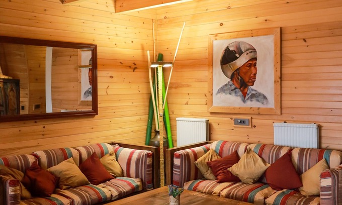 Al Arz Ski Chalet | Chalet de Charme, Cedar, Lebanon, Terrace Floor