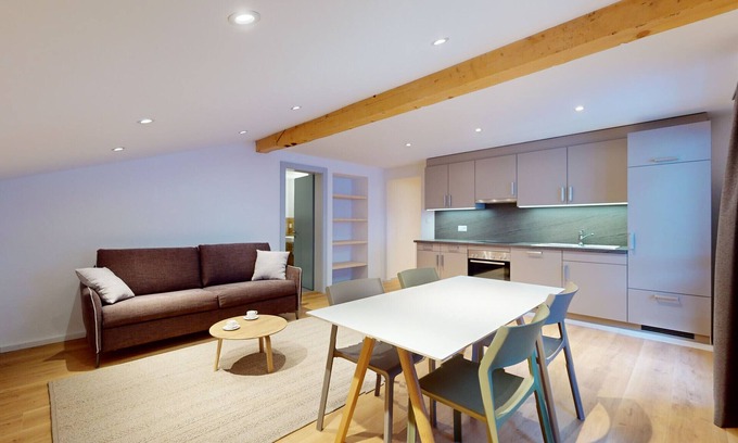 Les Mayens-de-Sion Apartment | Chalet de l'Ours AUTHENTIC Appart. Chambésy 6 pers