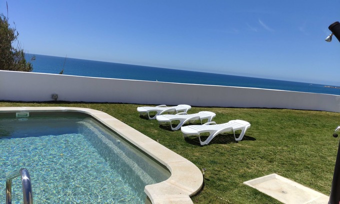 Conil de la Frontera Ski Chalet | Chalet "El Cantil" next to El Roqueo beach