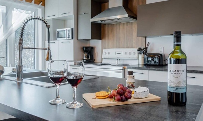 Saint-Philemon Ski Chalet | Chalet L'Étoile Filante