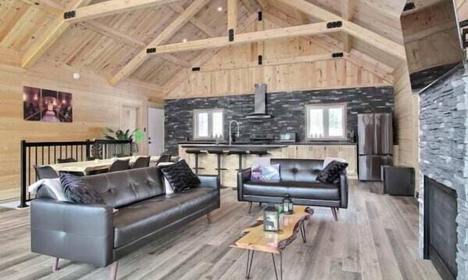 Saint-Philemon Ski Chalet | Chalet l'Amical | Scandinave avec Spa