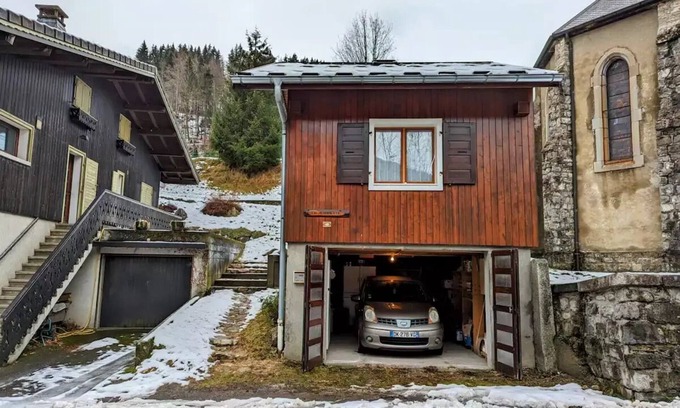 Saint-Jean-dʼAulps Ski Chalet | Chalet La Jeannette