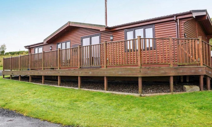 Kinross Ski Chalet | Chalet Loch Leven Lodge 7