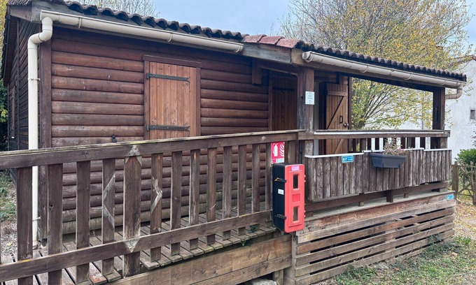 Roquefeuil Ski Chalet | Chalet 'Montana 2- 4pers' with Mountain View and Wi-Fi