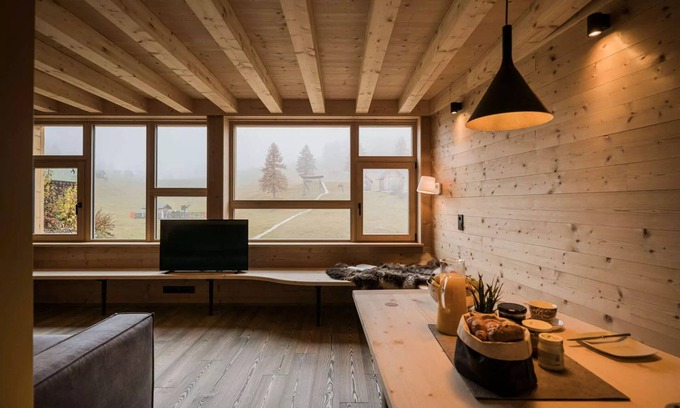 Sesto Ski Chalet | Chalet 'Rotwandwiesen 4' with Mountain View, Private Terrace and Wi-Fi
