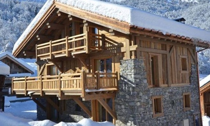 Le Raffort Ski Chalet | Chalet typique savoyard avec terrasse exposé plein sud
