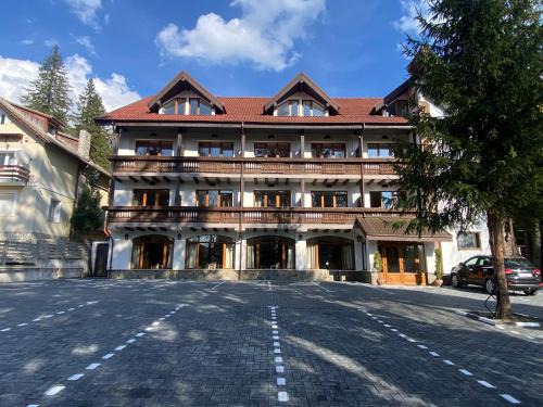 Poiana Brasov Hotel | Chalet Wiese