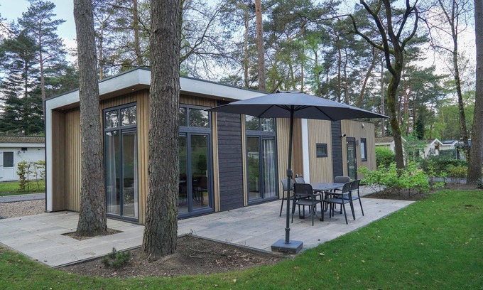 Otterlo House | Chalet with 2 bedrooms and a terrace