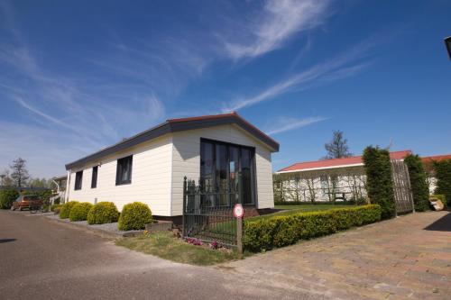 Sint-Annaland Ski Chalet | Chaletparc Krabbenkreek Zeeland - Chalet 130