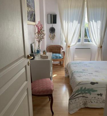 Le Bouscat House | Chambre chez l'habitant au calme avec piscinne
