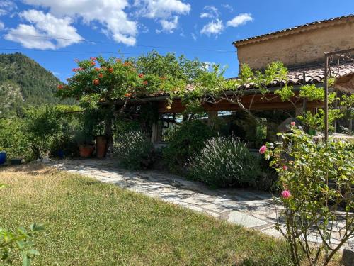 Thoard Bed & Breakfast | Chambre d'hôtes et gîte de la la Bannette