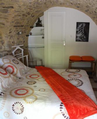 Saint-Jean-de-Ceyrargues House | Chambre Cévennole