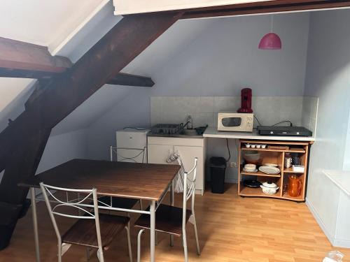 La Celle-sous-Gouzon House | Chambre La Clé des Songes