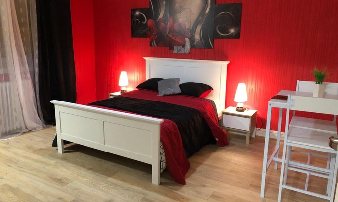 Calais City Center House | Chambres privées Calais Ferry-Port-Place d'armes