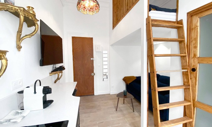 Faubourg-du-Roule Apartment | Champs Élysées - avenue de Friedland PARIS 8