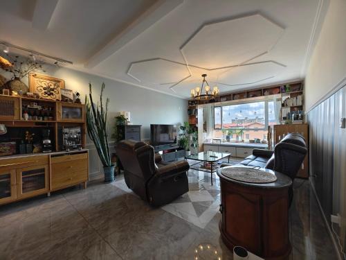 Fusong County House | Changbaishan Super Player