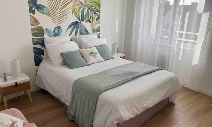 Brignogan-Plage Apartment | Charming seaside apartment