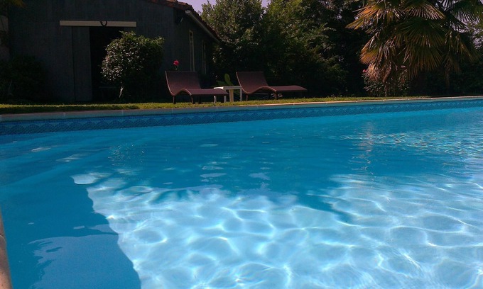 Saint-Martin-des-Fontaines Cottage | Charming rural cottage with private heated pool