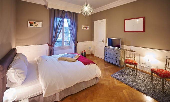 Republique Apartment | Character apartment in the center - 91m