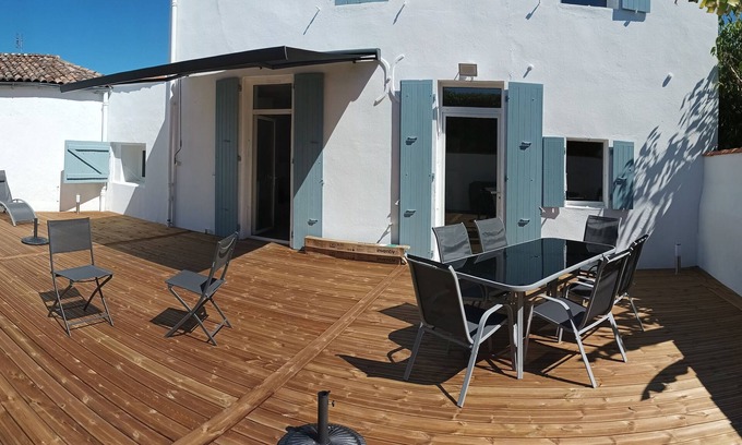 Royan House | Charentaise house completely renovated