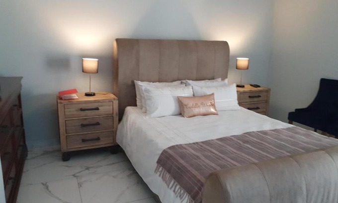 Ramsgate South House | Charis on Beaumont Theatre