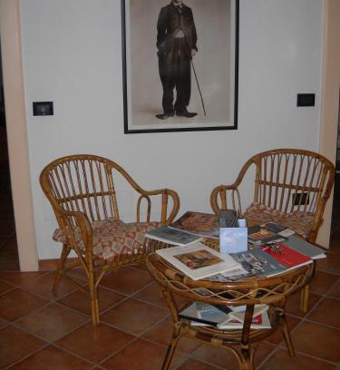 Tamara Bed & Breakfast | Charlie Chaplin