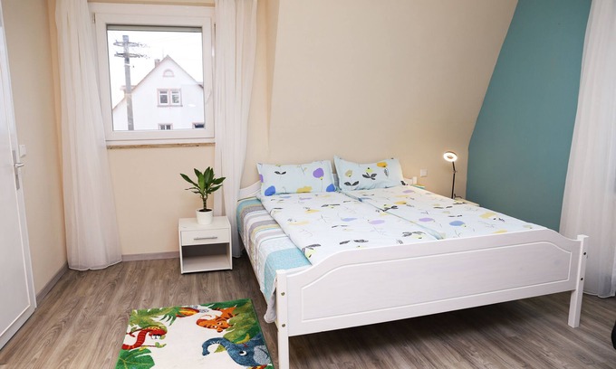 Dossenheim Apartment | Charlotte Apartment Heidelberg