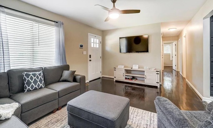 Oak Forest House | Charlotte Charm Haven with Outdoor TV